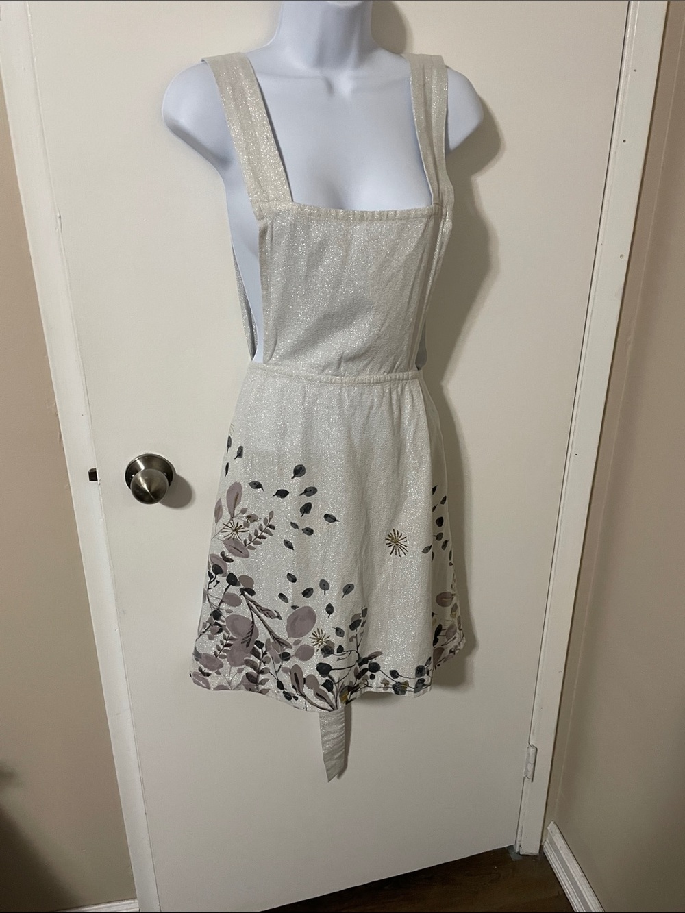 Anthropologie Gilded Botony Apron - Picture 2 of 8